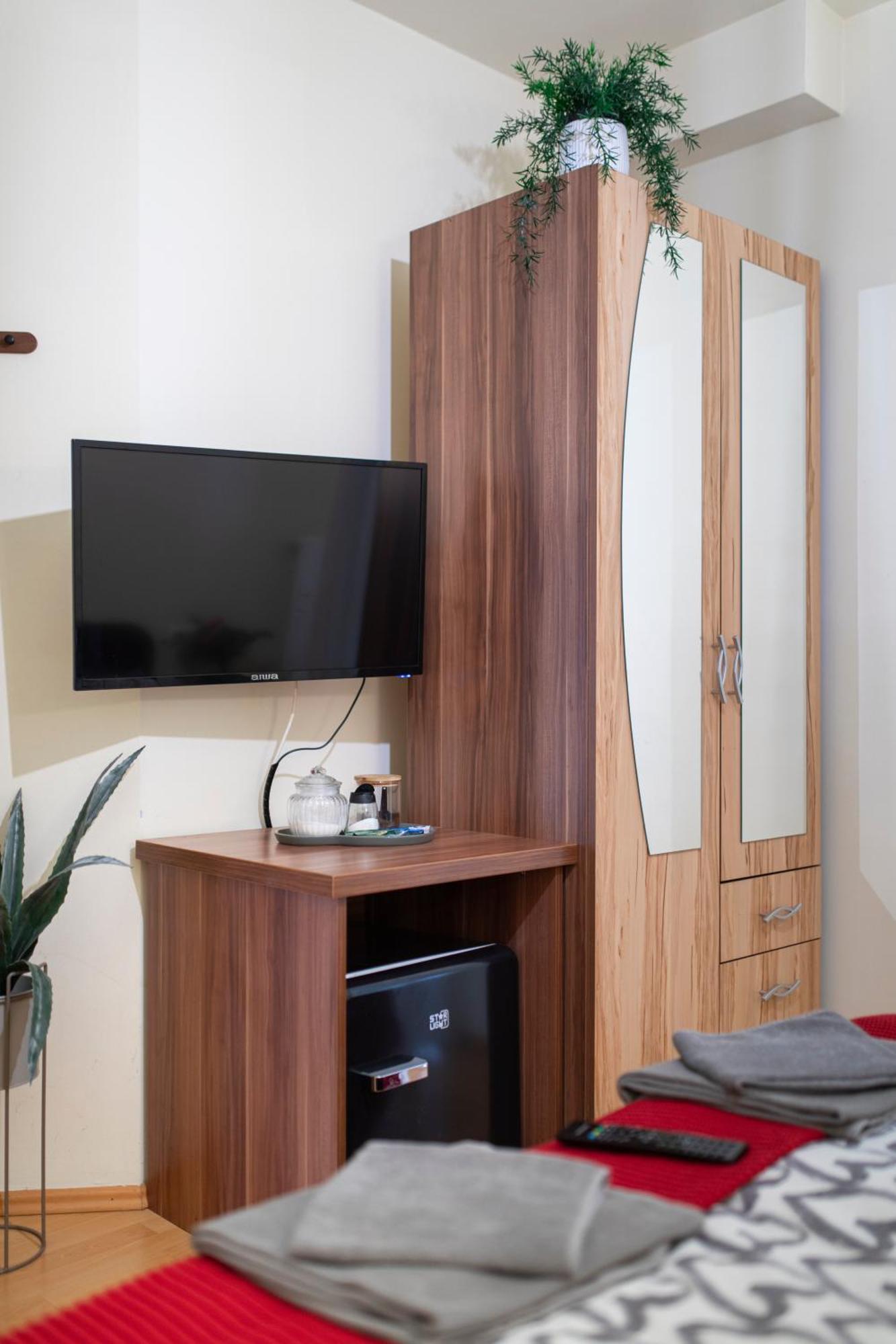Lucsony Apartman Mosonmagyaróvár Eksteriør bilde